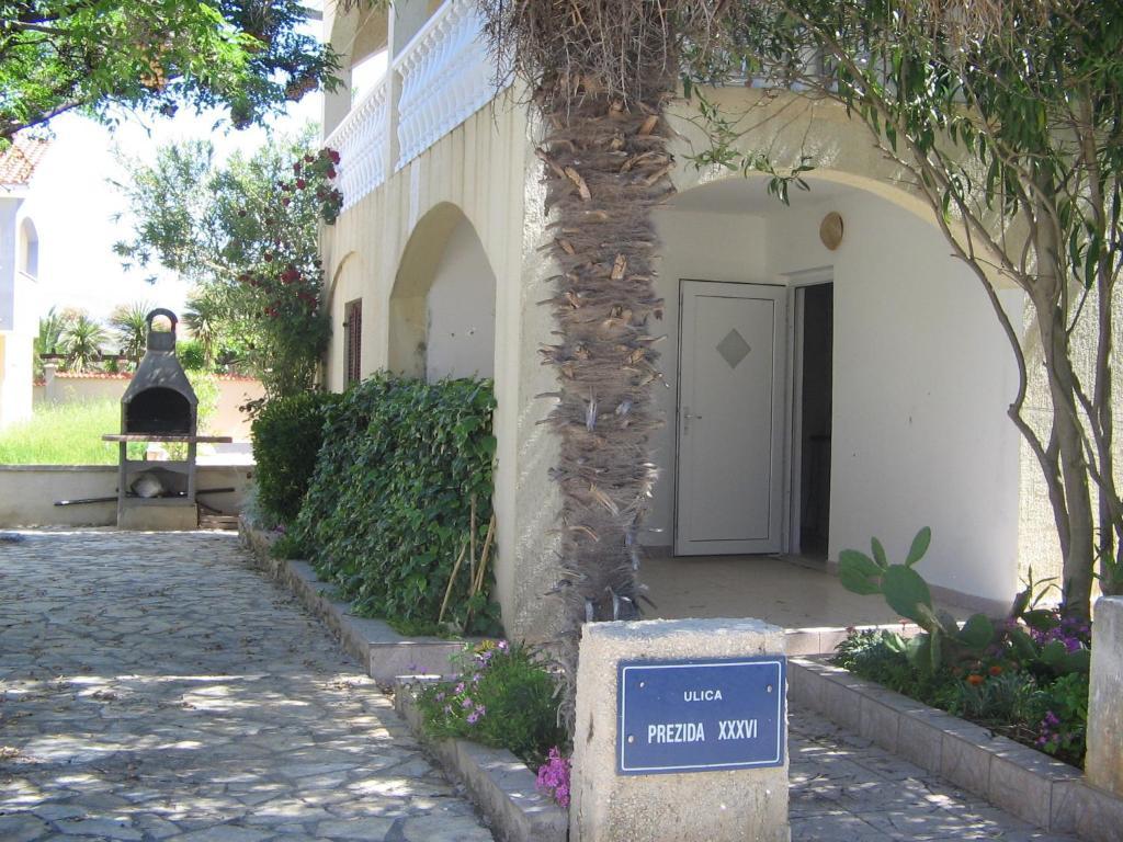 Apartments Palma Vir Exterior photo